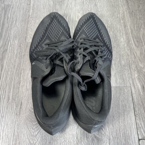 Size 13 - Nike Zoom WinFlo 6 Mens Running Shoes Sneakers BLACK  AQ7497-004 Train
